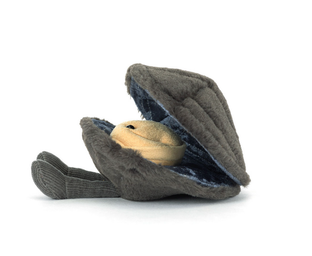 Jellycat Amuseables Michelle Mussel