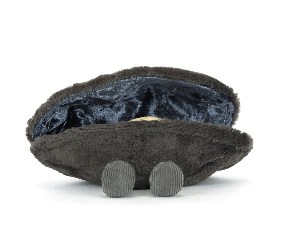 Jellycat Amuseables Michelle Mussel