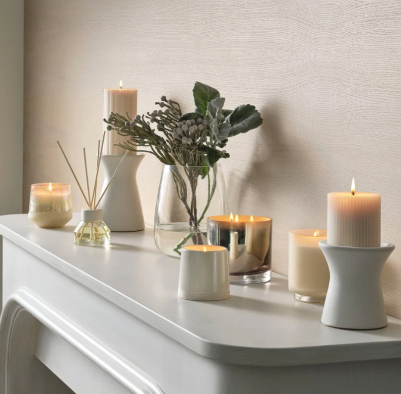 Illume Winter White Small Radiant Glass Candle